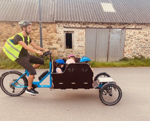 les-mesanges-creche-multi-accueil-dirinon-fond-actus